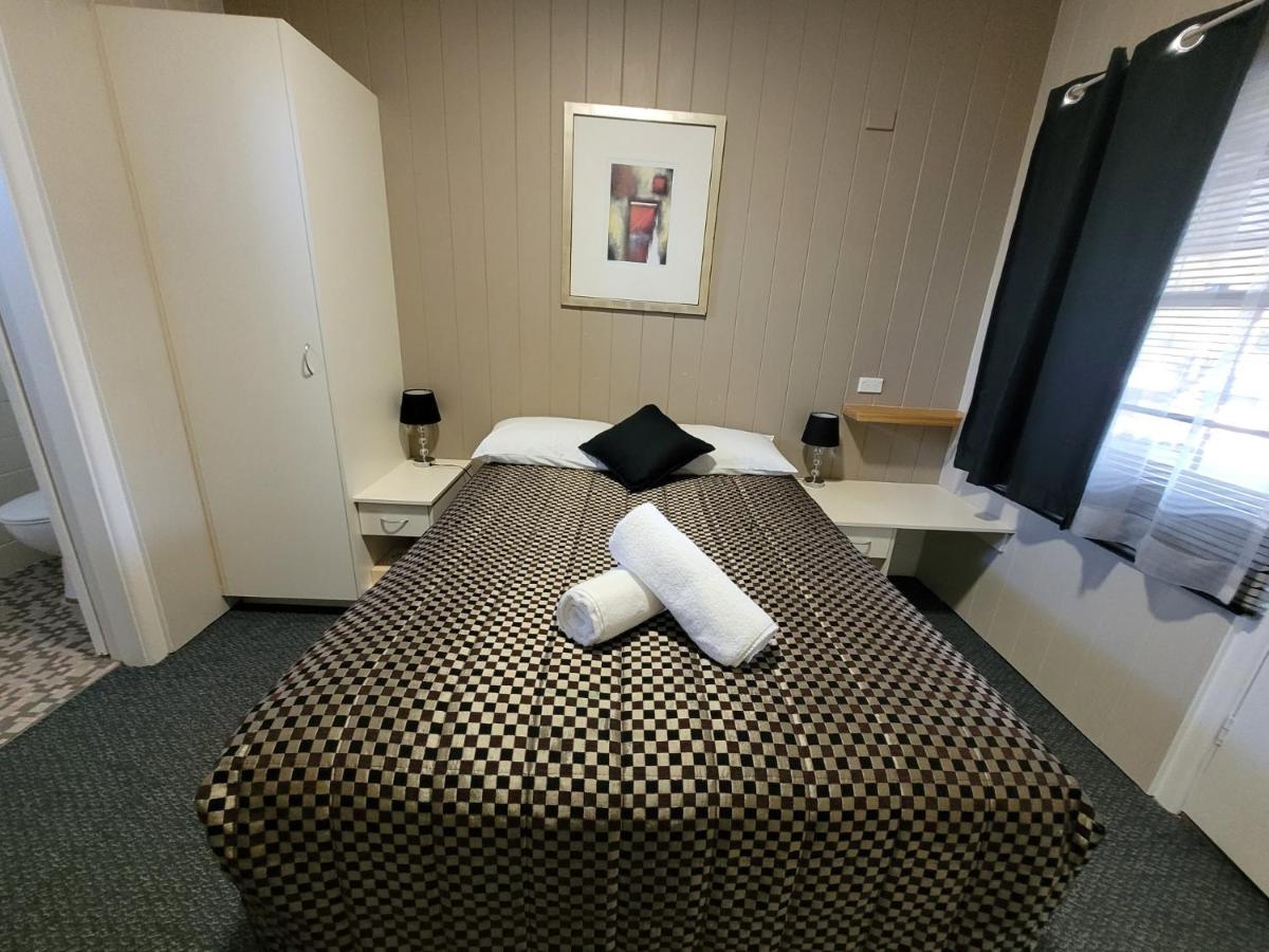 Titania Motel Оберон Екстериор снимка