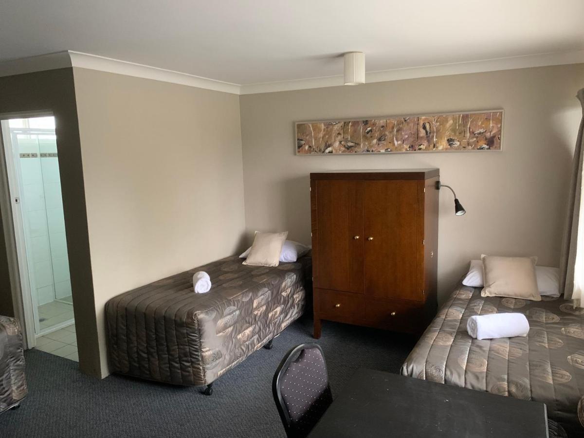 Titania Motel Оберон Екстериор снимка