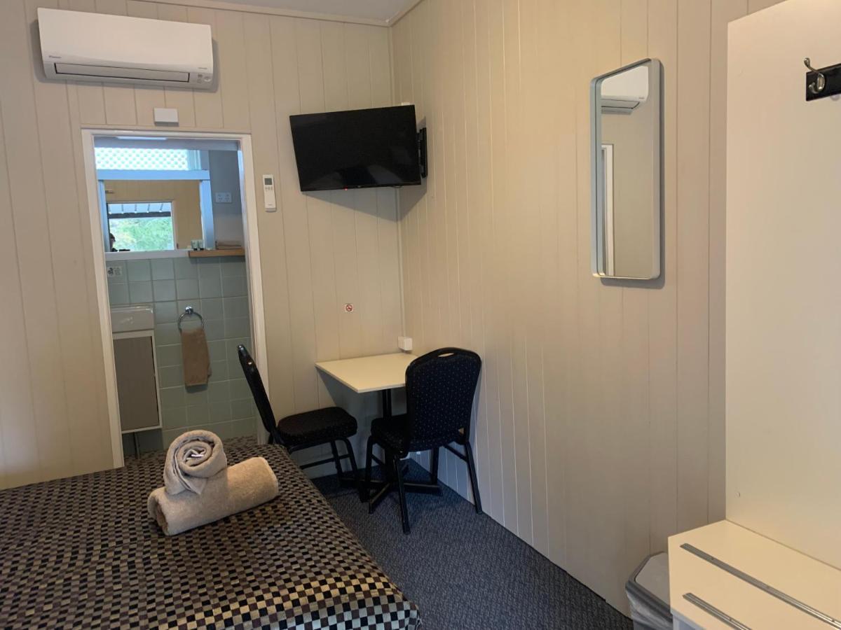 Titania Motel Оберон Екстериор снимка