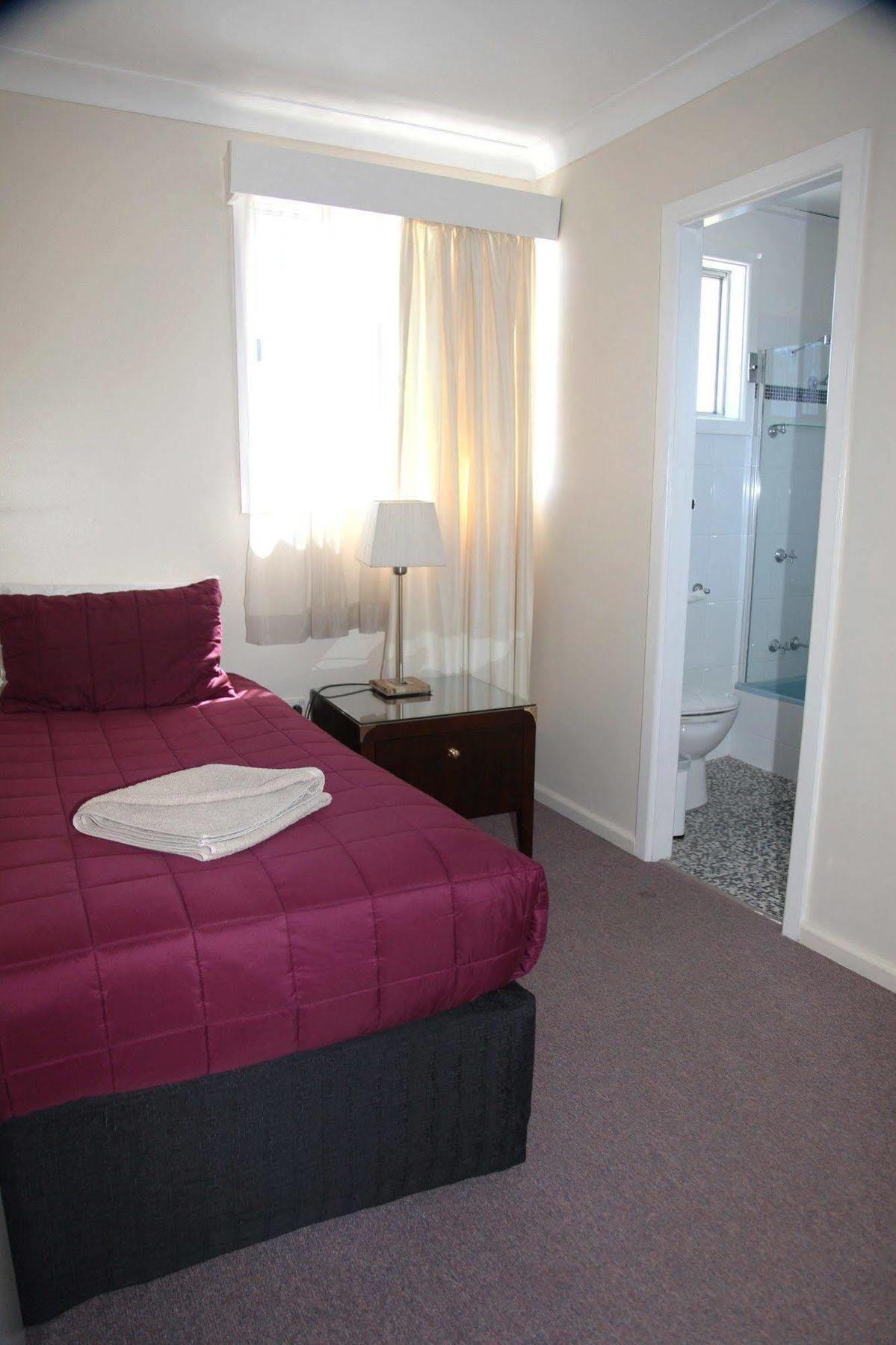 Titania Motel Оберон Екстериор снимка