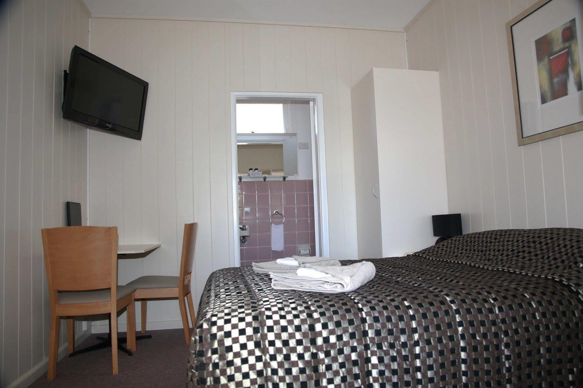 Titania Motel Оберон Екстериор снимка